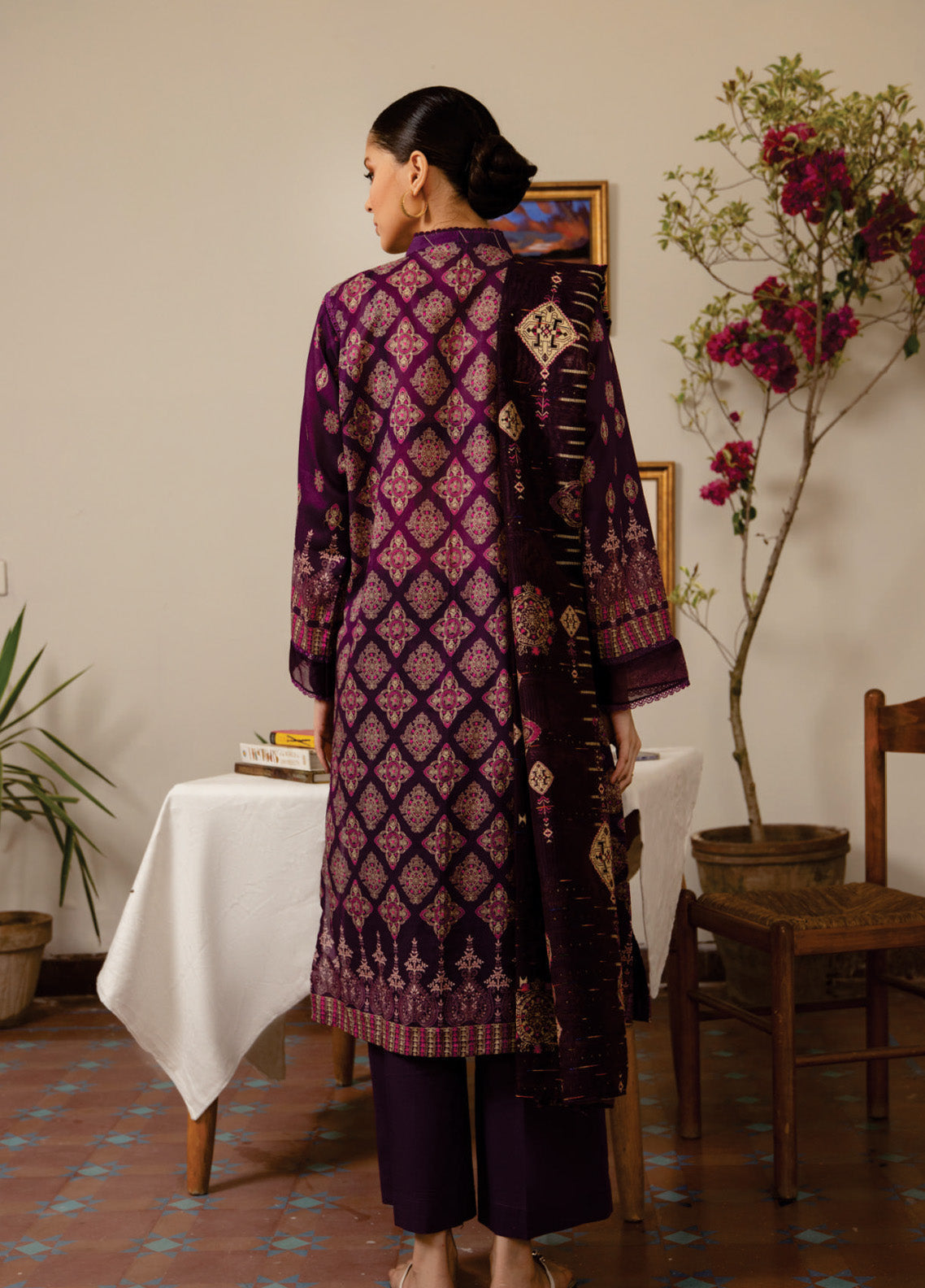Sahl by Rashid Textile Luxury Embroidered Lawn 3 Piece Unstitched Suit RT24SL-7432 Sahl by Rashid Textile Luxury Embroidered Lawn 3 Piece Unstitched Suit RT24SL-7432
