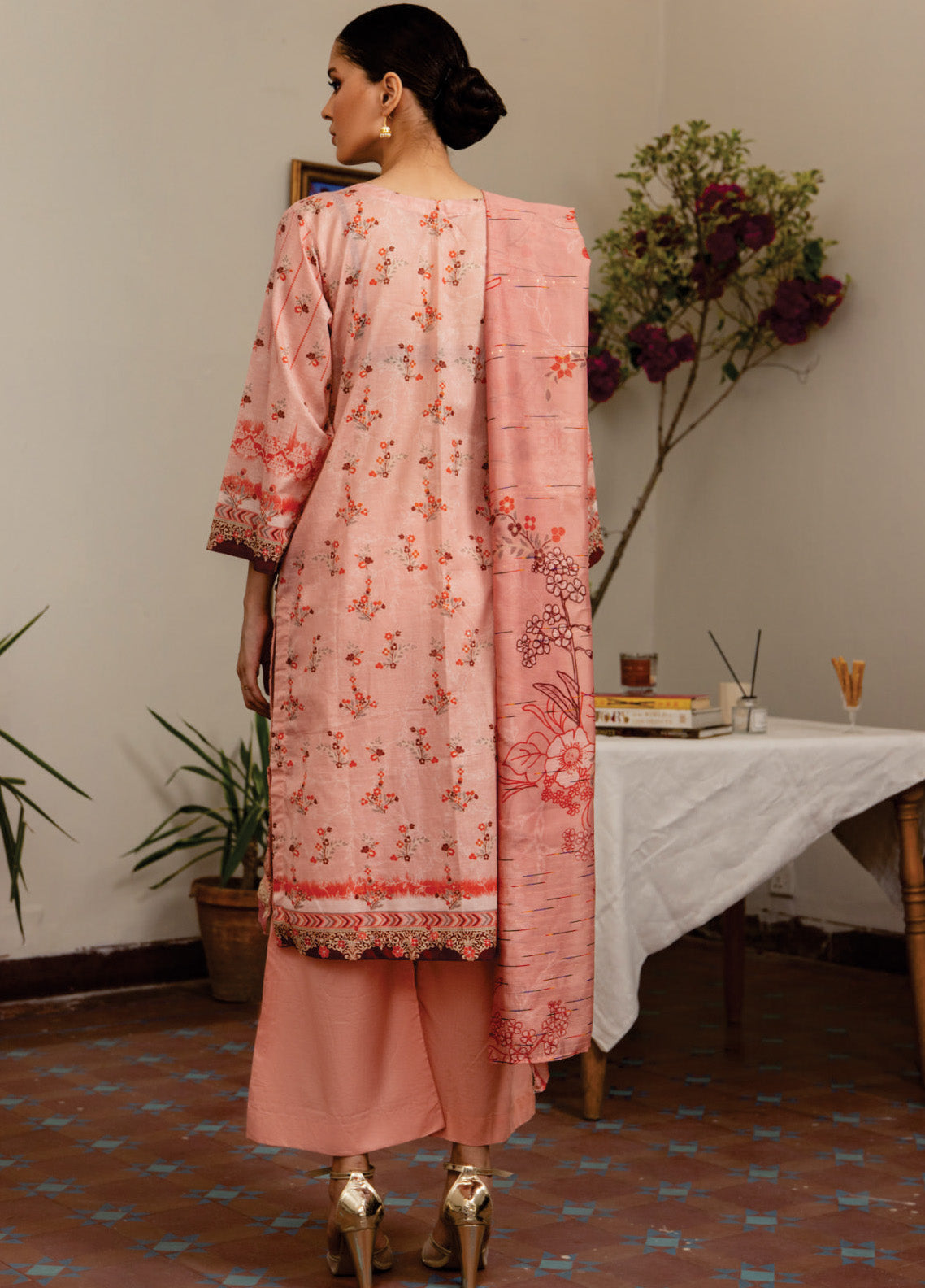 Sahl by Rashid Textile Luxury Embroidered Lawn 3 Piece Unstitched Suit RT24SL-7433 Sahl by Rashid Textile Luxury Embroidered Lawn 3 Piece Unstitched Suit RT24SL-7433