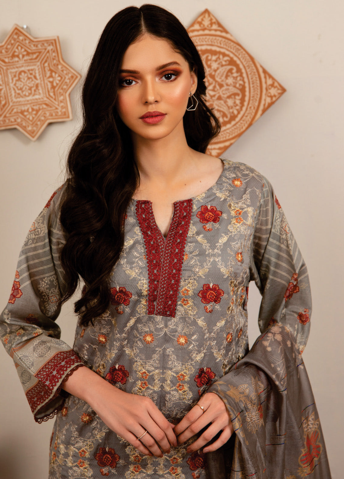 Sahl by Rashid Textile Luxury Embroidered Lawn 3 Piece Unstitched Suit RT24SL-7434 Sahl by Rashid Textile Luxury Embroidered Lawn 3 Piece Unstitched Suit RT24SL-7434
