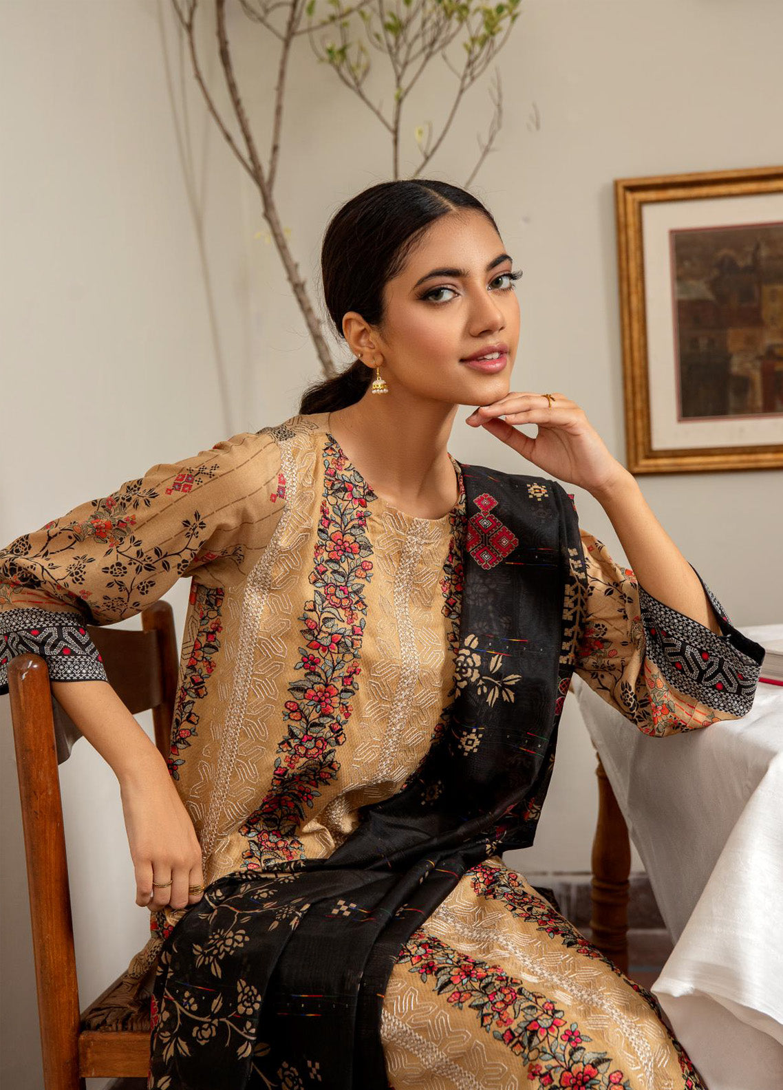 Sahl by Rashid Textile Luxury Embroidered Lawn 3 Piece Unstitched Suit RT24SL-7436 Sahl by Rashid Textile Luxury Embroidered Lawn 3 Piece Unstitched Suit RT24SL-7436