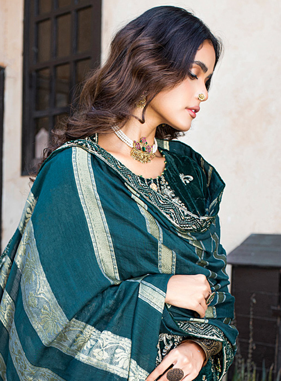 Schick Embroidered Velvet Unstitched 3 Piece Suit - 02 Schick Embroidered Velvet Unstitched 3 Piece Suit - 02