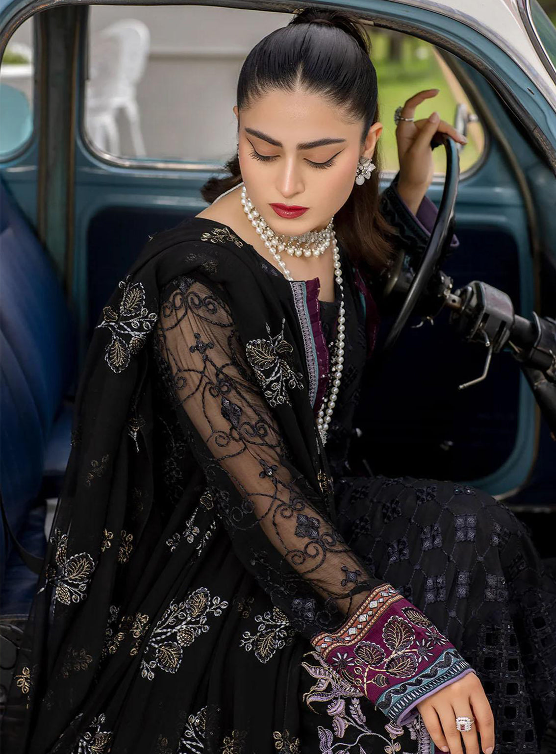 Shafaq By Flossie Embroidered Chiffon Unstitched 3 Piece Suit - 707 Mystique Shafaq By Flossie Embroidered Chiffon Unstitched 3 Piece Suit - 707 Mystique
