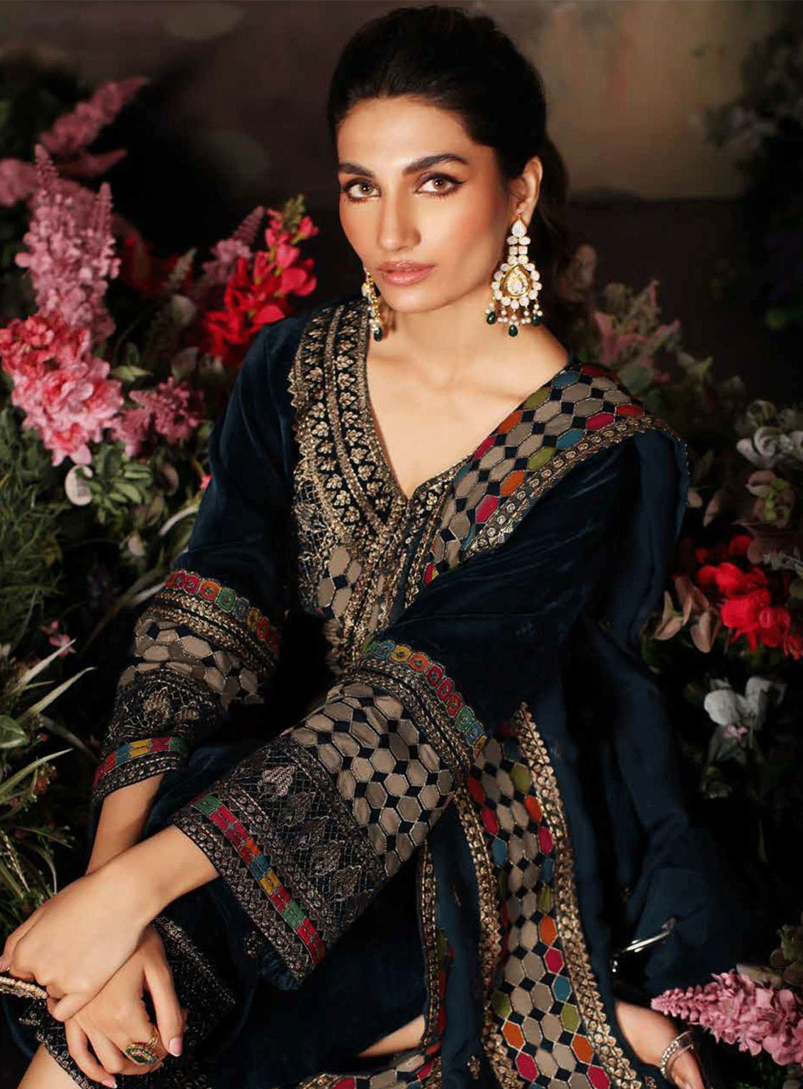 Signora By Charizma Embroidered Velvet Unstitched 3 Piece Suit - CH23SV CVT3-05 Signora By Charizma Embroidered Velvet Unstitched 3 Piece Suit - CH23SV CVT3-05
