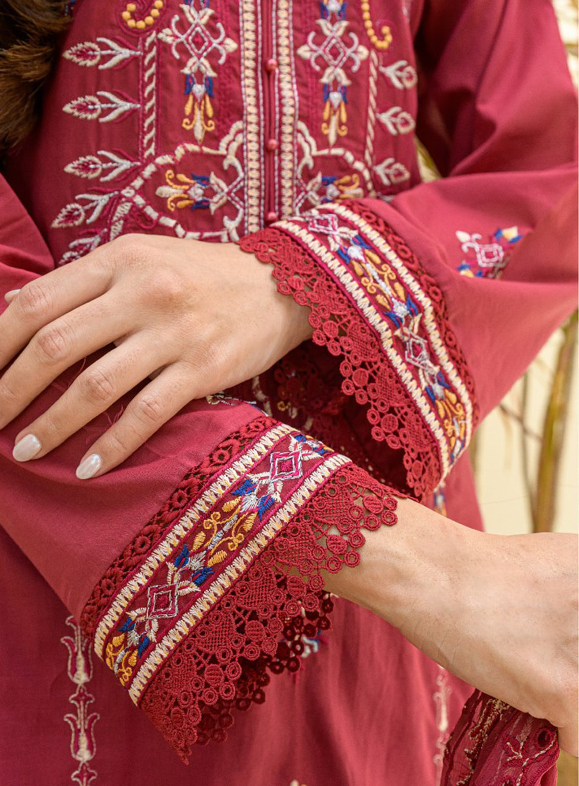 Souz-E-Ulfat By Addee Embroidered Lawn Stitched 3 Piece Suit - AD24SU SM-002 AABIRAH Souz-E-Ulfat By Addee Embroidered Lawn Stitched 3 Piece Suit - AD24SU SM-002 AABIRAH