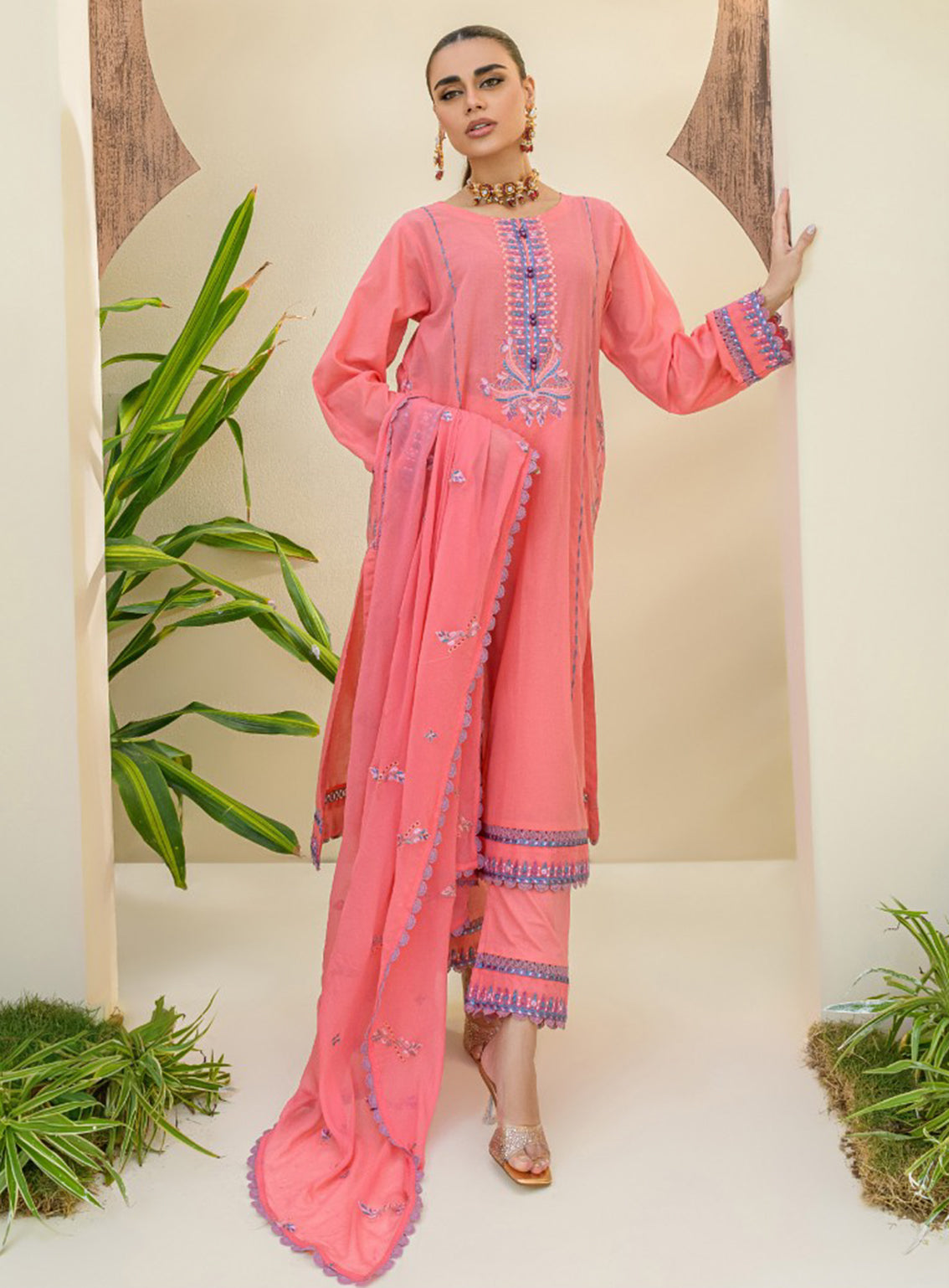 Souz-E-Ulfat By Addee Embroidered Lawn Stitched 3 Piece Suit - AD24SU SM-005 RABAYA Souz-E-Ulfat By Addee Embroidered Lawn Stitched 3 Piece Suit - AD24SU SM-005 RABAYA
