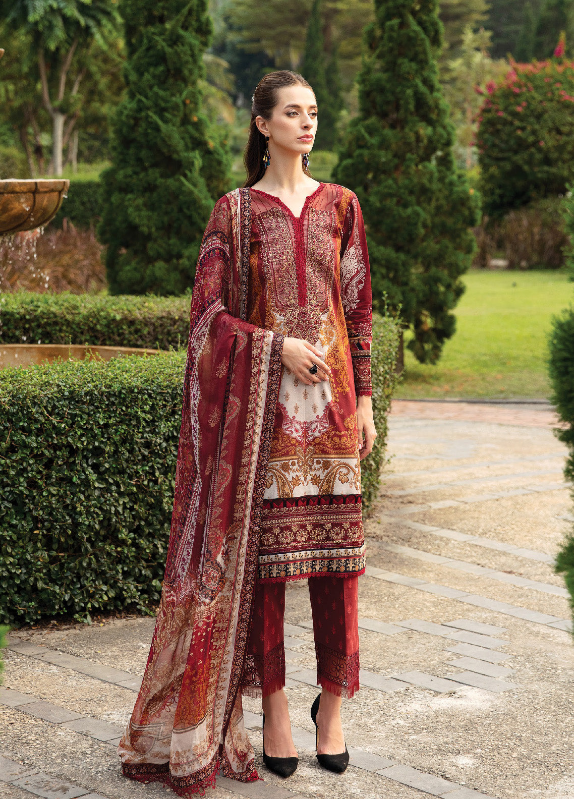 Springtime Ballet By Gulaal Embroidered Lawn Unstitched 3 Piece Suit - GL24L 09 AMARYLLIS Springtime Ballet By Gulaal Embroidered Lawn Unstitched 3 Piece Suit - GL24L 09 AMARYLLIS