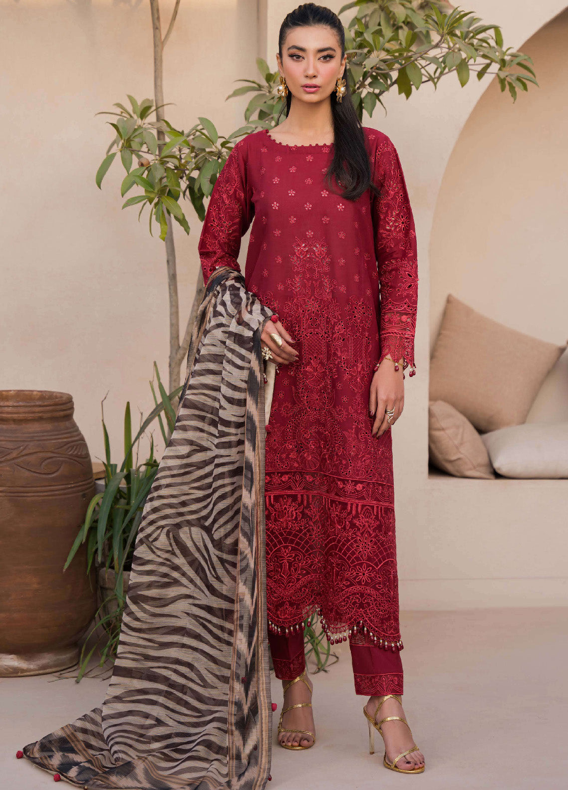 Symphony By Neeshay Embroidered Lawn Unstitched 3 Piece Suit - NE24SY CADENCE Symphony By Neeshay Embroidered Lawn Unstitched 3 Piece Suit - NE24SY CADENCE