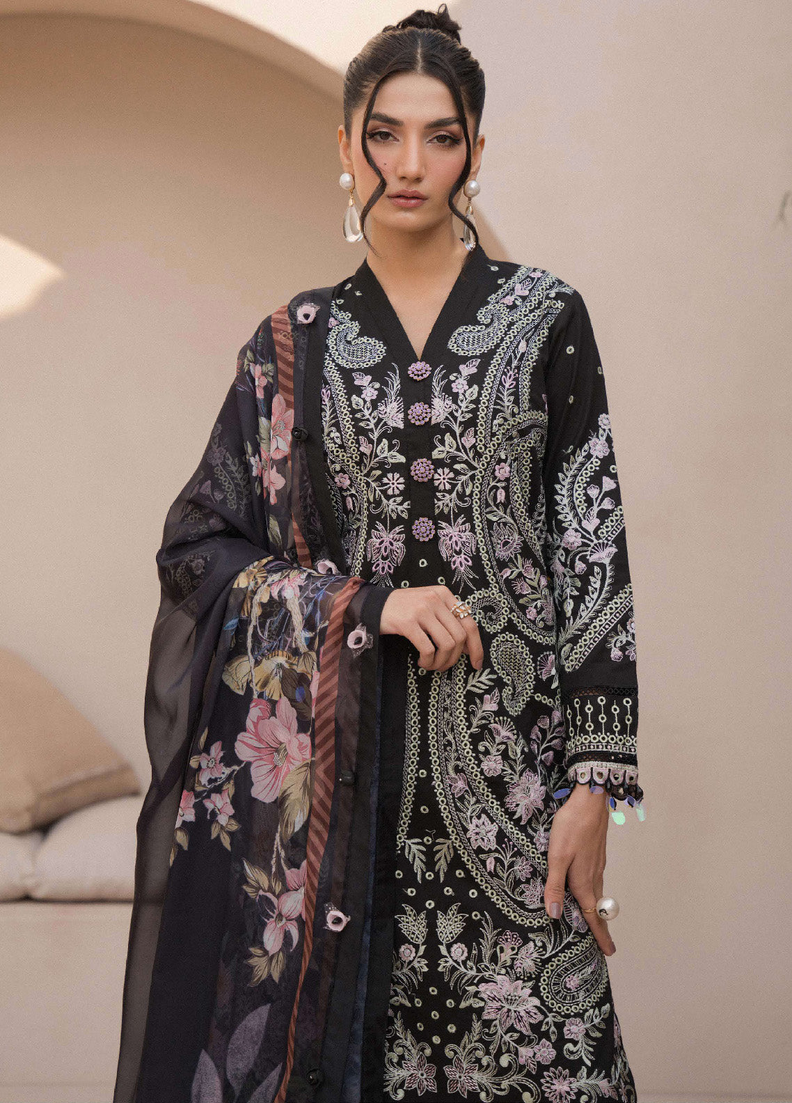 Symphony By Neeshay Embroidered Lawn Unstitched 3 Piece Suit - NE24SY CELESTIAL Symphony By Neeshay Embroidered Lawn Unstitched 3 Piece Suit - NE24SY CELESTIAL