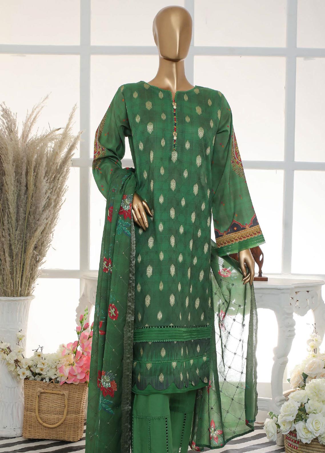 D#15989 HZ Diamond Nayab Emb Lawn Collection 123 D#15989 HZ Diamond Nayab Emb Lawn Collection 123