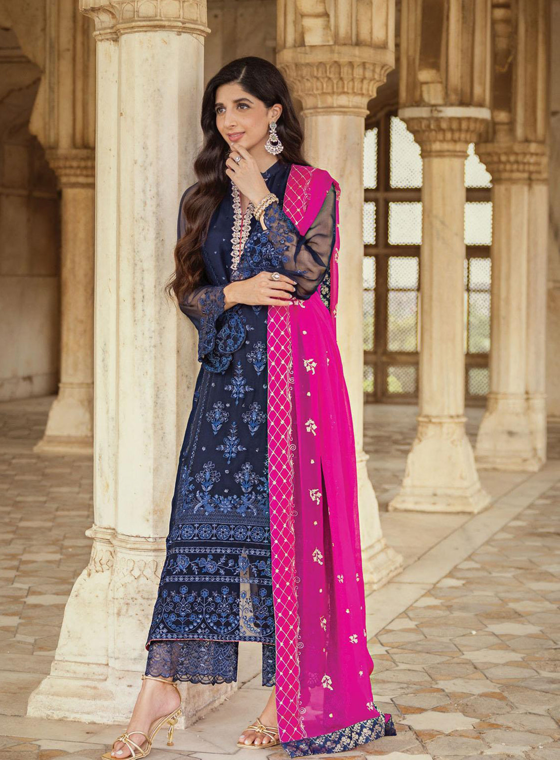 Tahra By Zainab Chottani Embroidered Chiffon Unstitched 3 Piece Suit - 09 SULTANA Tahra By Zainab Chottani Embroidered Chiffon Unstitched 3 Piece Suit - 09 SULTANA