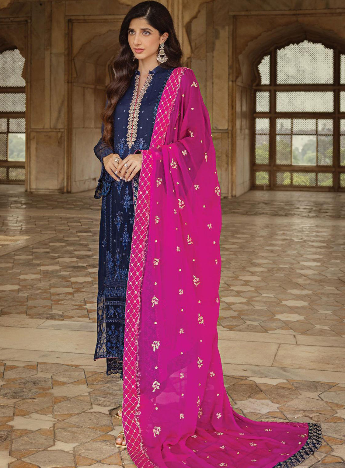 Tahra By Zainab Chottani Embroidered Chiffon Unstitched 3 Piece Suit - 09 SULTANA Tahra By Zainab Chottani Embroidered Chiffon Unstitched 3 Piece Suit - 09 SULTANA