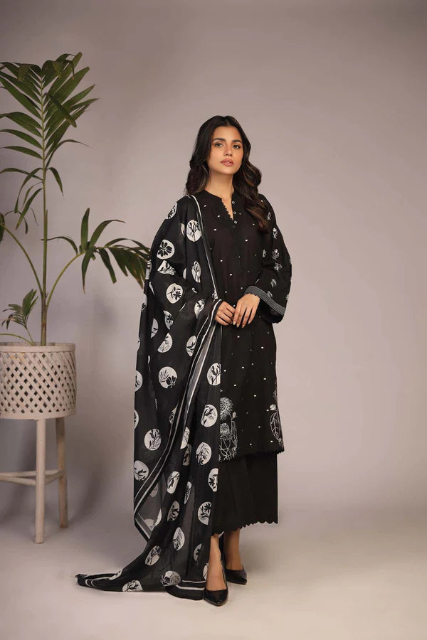 D#01 Sahar Eid Festive Emb Lawn Collection 323 D#01 Sahar Eid Festive Emb Lawn Collection 323