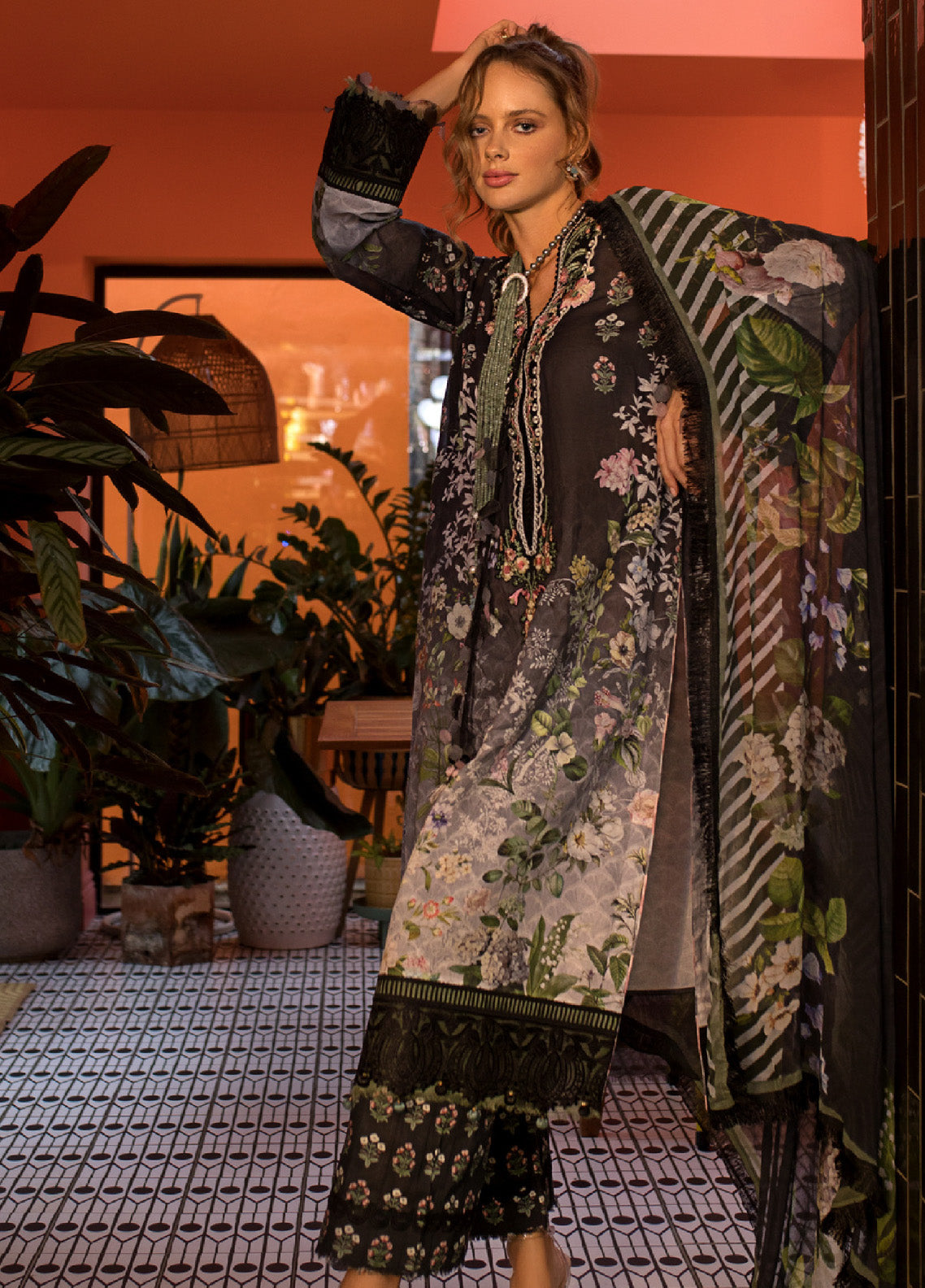 Vital Spring by Sobia Nazir Embroidered Lawn 3 Piece Unstitched Suit SN24VS SVS24-7B Vital Spring by Sobia Nazir Embroidered Lawn 3 Piece Unstitched Suit SN24VS SVS24-7B