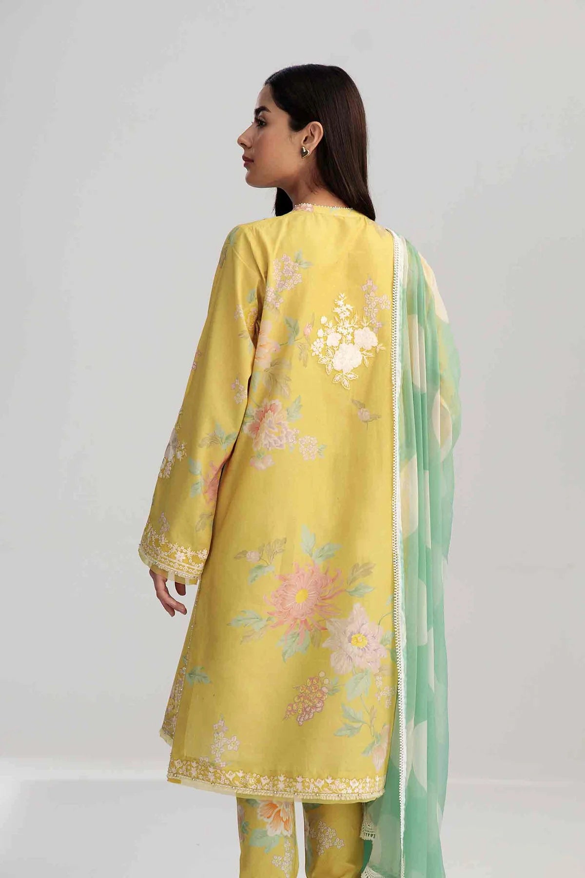 D#5A Zara Shahjahan Coco Emb Lawn Collection 223 D#5A Zara Shahjahan Coco Emb Lawn Collection 223
