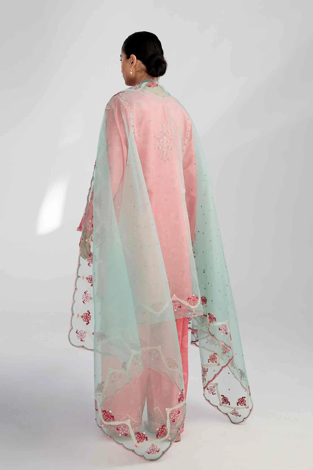 D#6A Zara Shahjahan Coco Emb Lawn Collection 223 D#6A Zara Shahjahan Coco Emb Lawn Collection 223