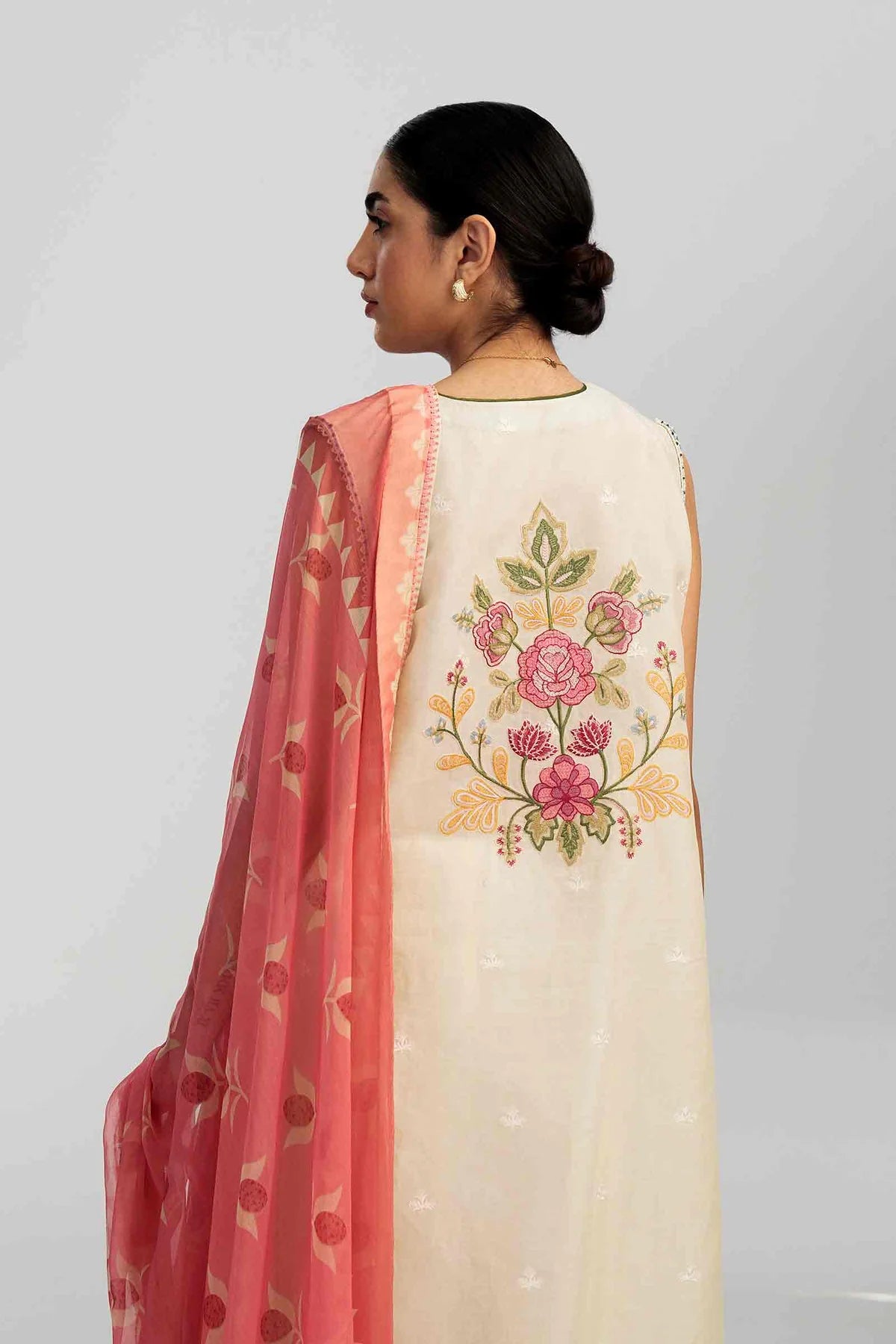 D#7A Zara Shahjahan Coco Emb Lawn Collection 223 D#7A Zara Shahjahan Coco Emb Lawn Collection 223