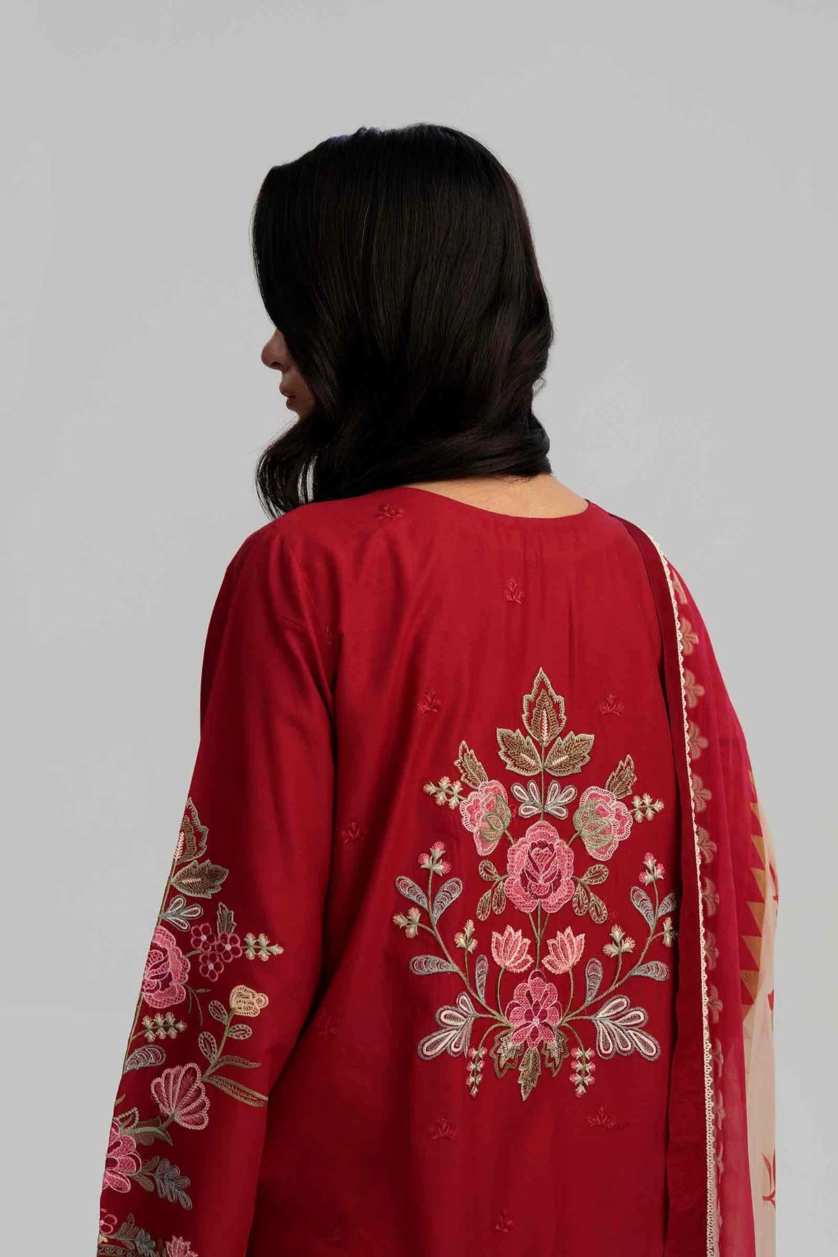 D#7B Zara Shahjahan Coco Emb Lawn Collection 223 D#7B Zara Shahjahan Coco Emb Lawn Collection 223