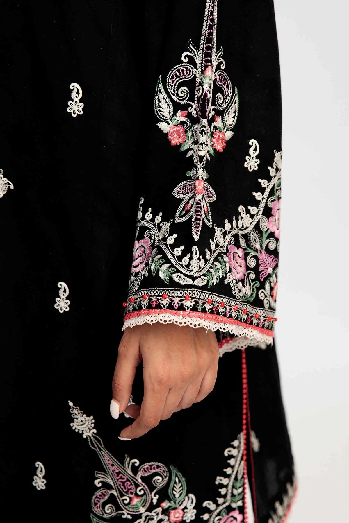 D#9B Zara Shahjahan Coco Emb Lawn Collection 223 D#9B Zara Shahjahan Coco Emb Lawn Collection 223