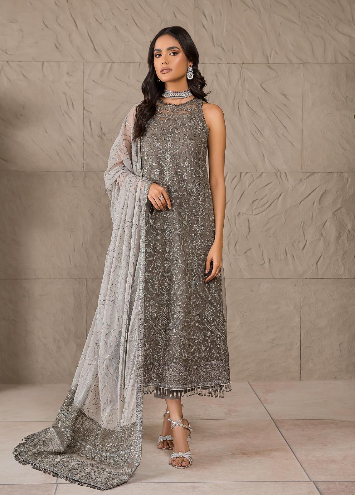 Falak By Zarif Embroidered Chiffon Unstitched 3 Piece Suit - 06 Falak By Zarif Embroidered Chiffon Unstitched 3 Piece Suit - 06