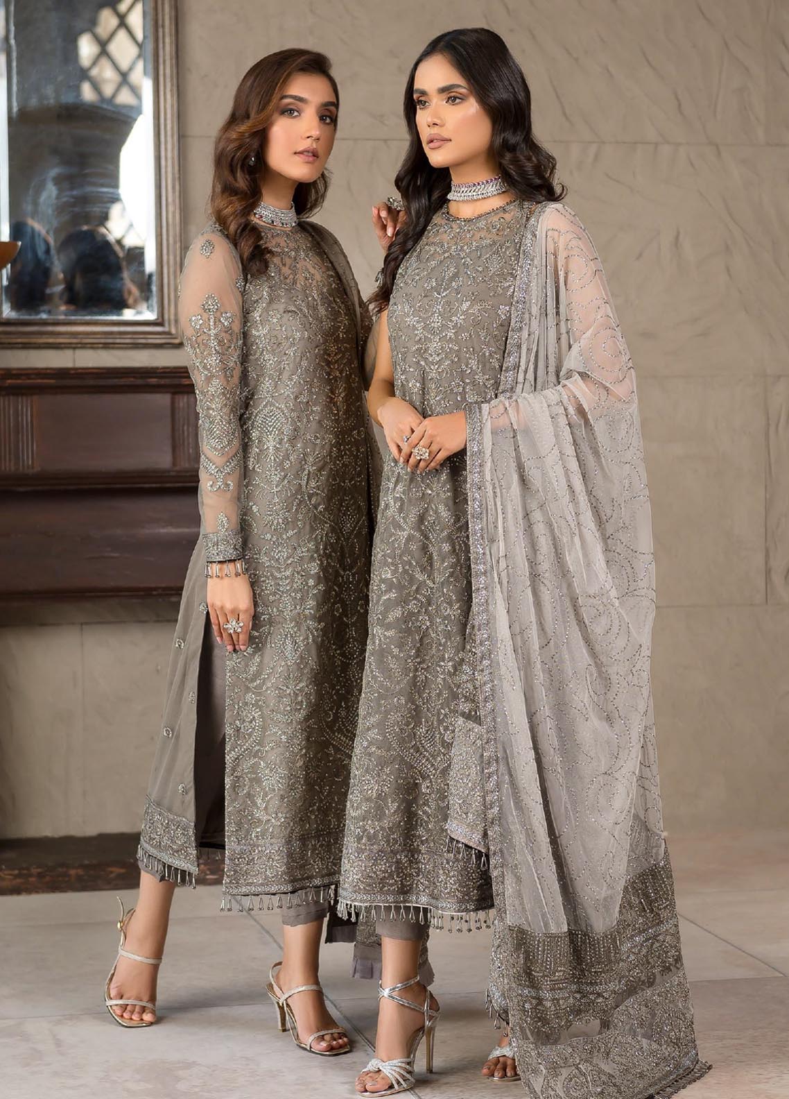Falak By Zarif Embroidered Chiffon Unstitched 3 Piece Suit - 06 Falak By Zarif Embroidered Chiffon Unstitched 3 Piece Suit - 06