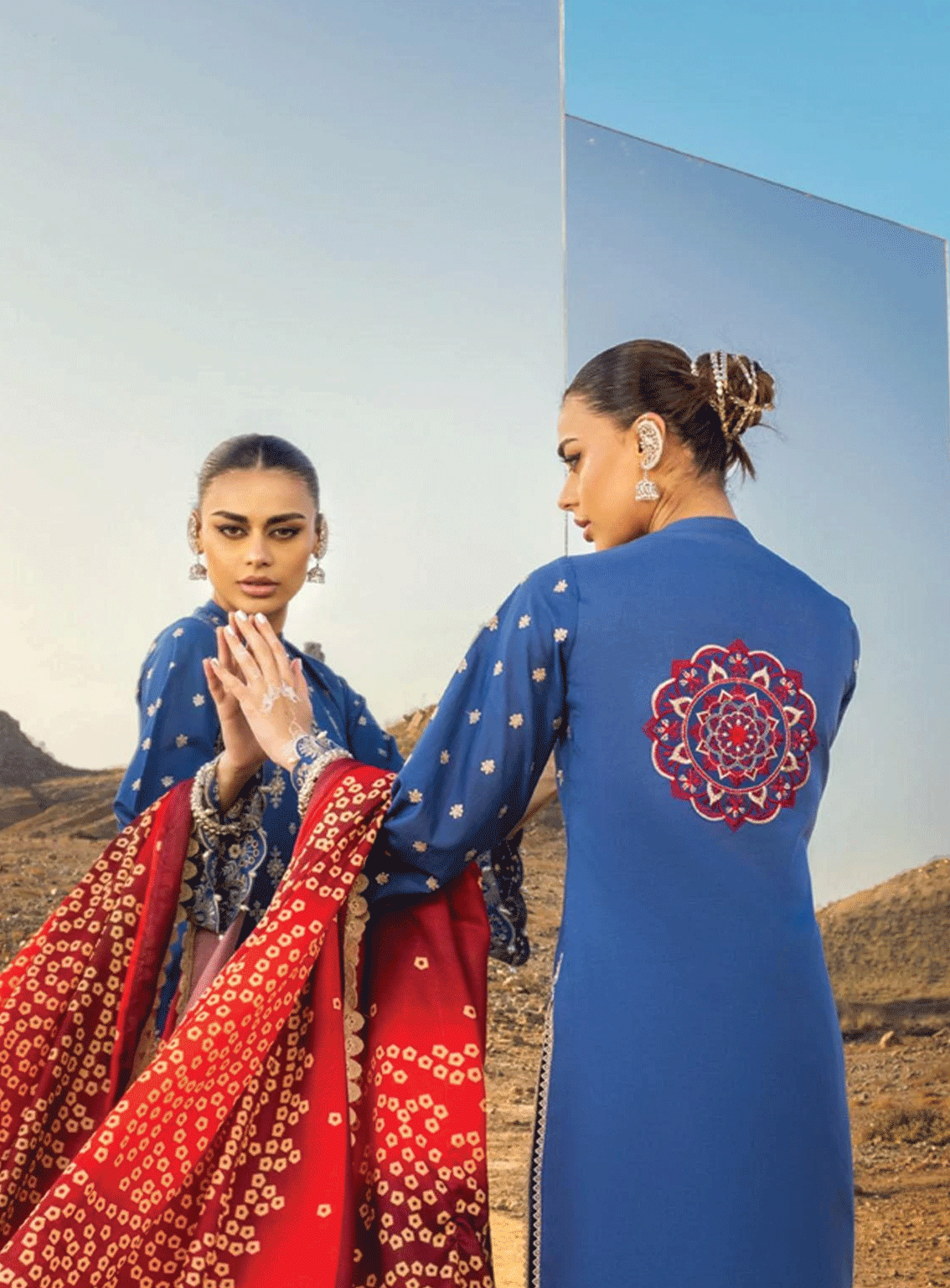 Zainab Chottani Embroidered Lawn Unstitched 3 Piece Suit - ZC23CL 5B CHUNARI Zainab Chottani Embroidered Lawn Unstitched 3 Piece Suit - ZC23CL 5B CHUNARI