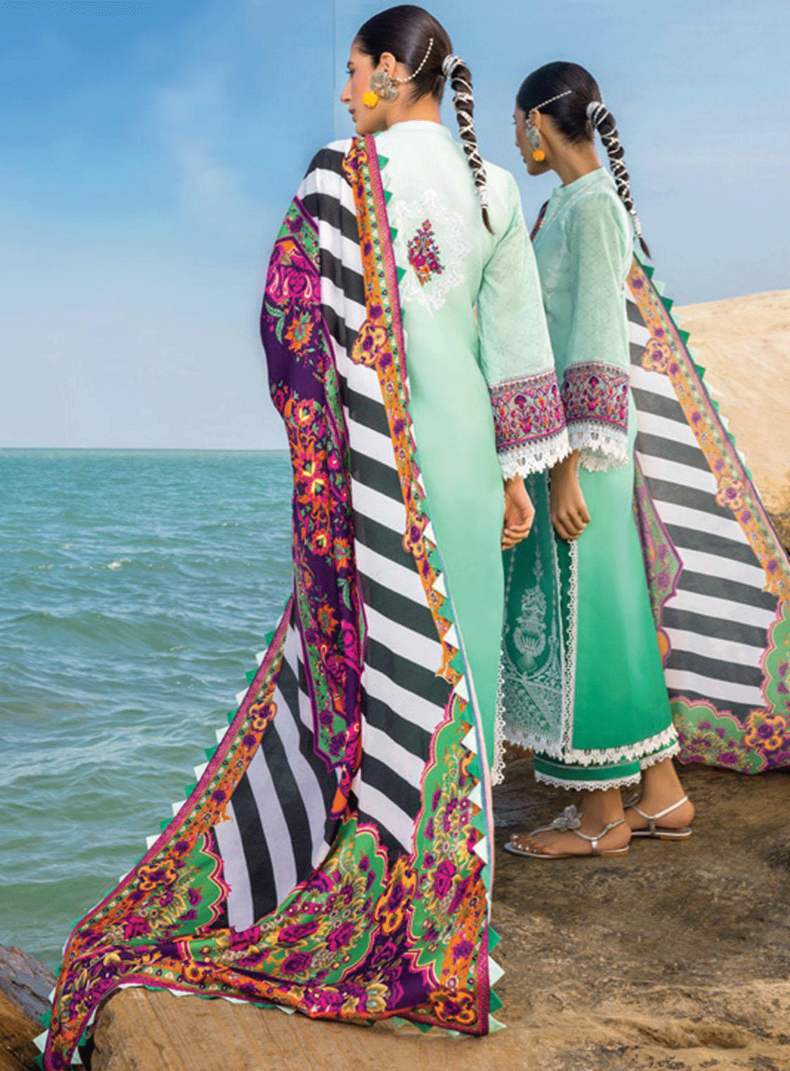 Zainab Chottani Embroidered Lawn Unstitched 3 Piece Suit - ZC23CL 6B SHANZEY Zainab Chottani Embroidered Lawn Unstitched 3 Piece Suit - ZC23CL 6B SHANZEY