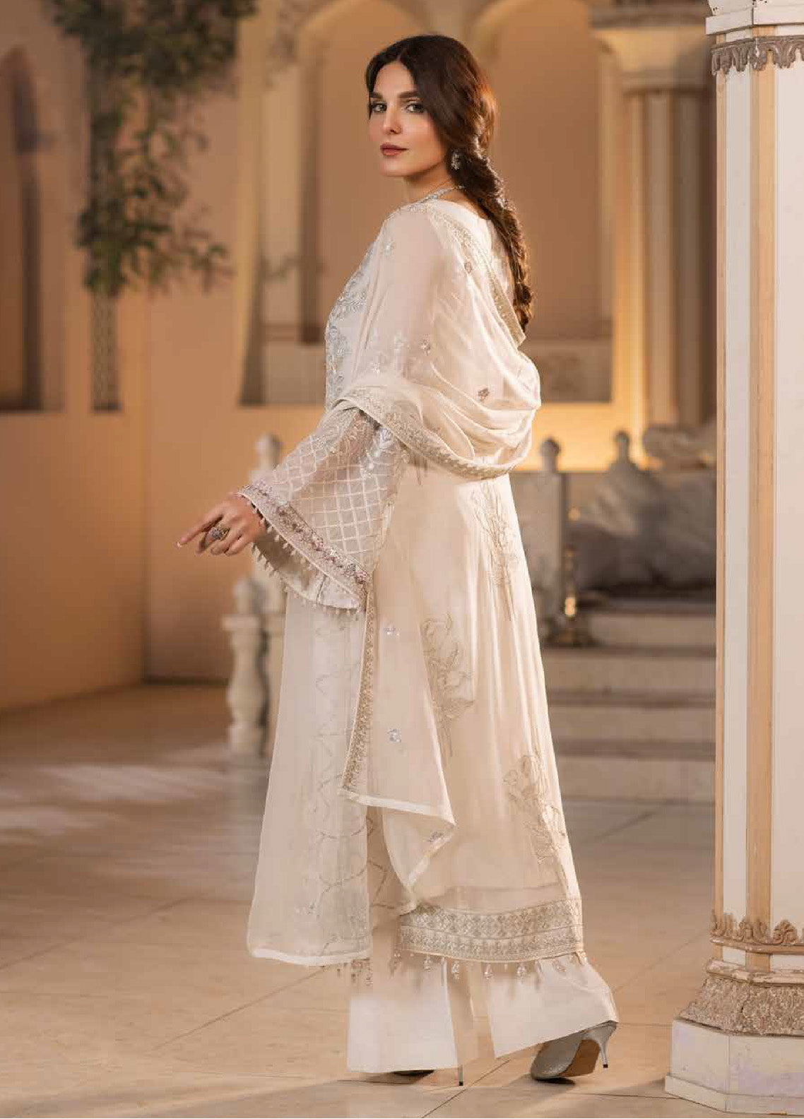 Zarsha By Fashion City Luxury Chiffon Unstitched 3 Piece Suit - FC24Z LCZ-307 PEARL MIST Zarsha By Fashion City Luxury Chiffon Unstitched 3 Piece Suit - FC24Z LCZ-307 PEARL MIST