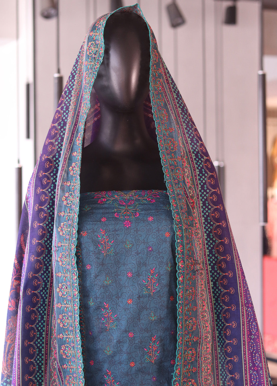 Bin Saeed Embroidered Digital Lawn 3 Piece Unstitched Suit BS24EDL-096 Bin Saeed Embroidered Digital Lawn 3 Piece Unstitched Suit BS24EDL-096