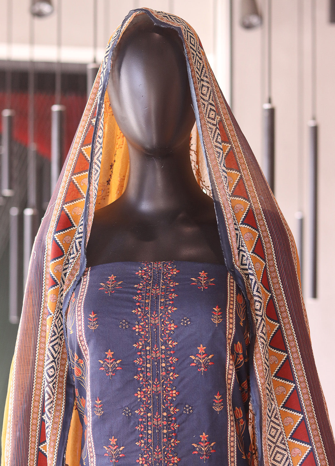 Bin Saeed Embroidered Digital Lawn 3 Piece Unstitched Suit BS24EDL-107 Bin Saeed Embroidered Digital Lawn 3 Piece Unstitched Suit BS24EDL-107