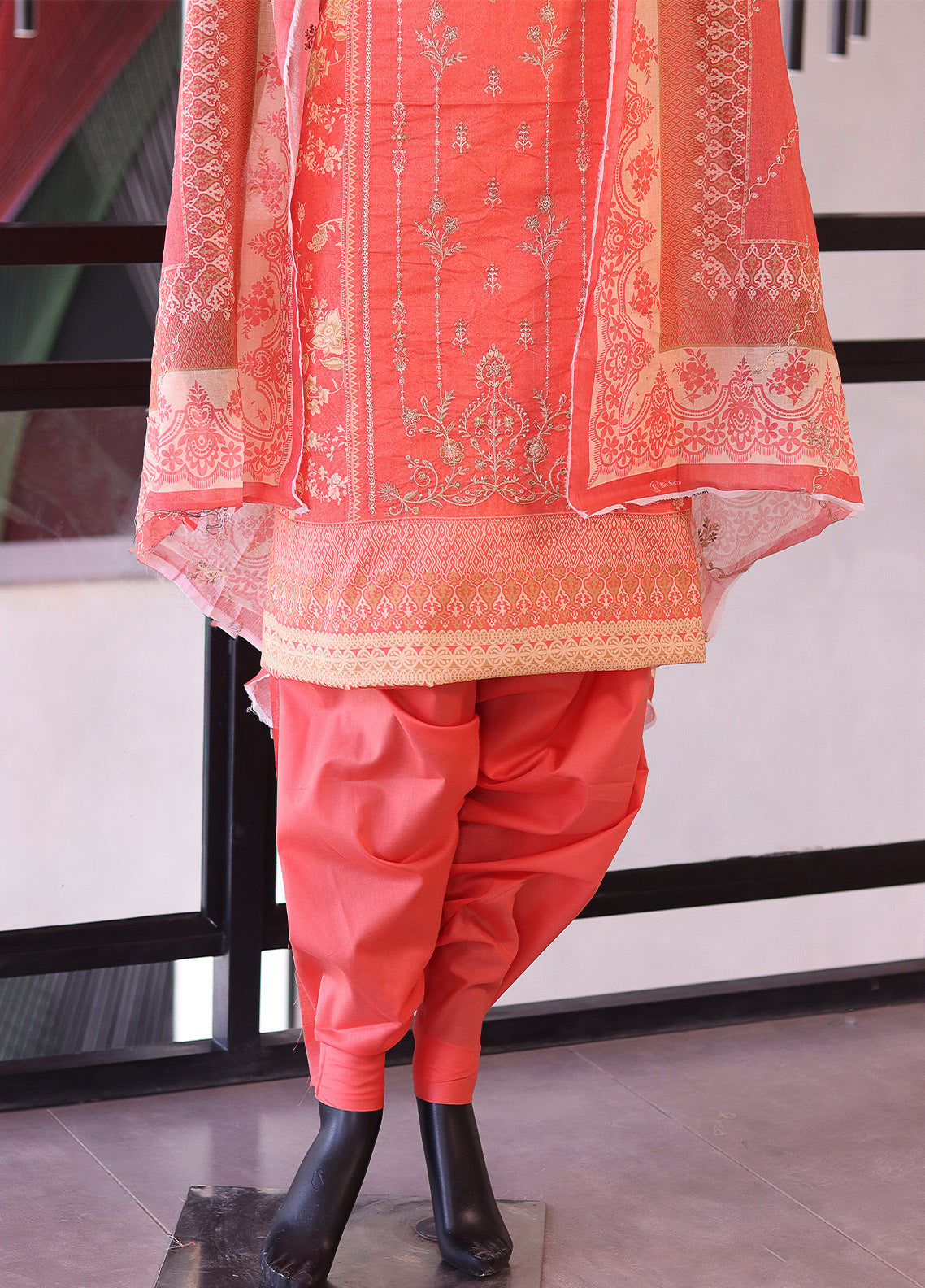 Bin Saeed Embroidered Digital Lawn 3 Piece Unstitched Suit BS24EDL-146 Bin Saeed Embroidered Digital Lawn 3 Piece Unstitched Suit BS24EDL-146