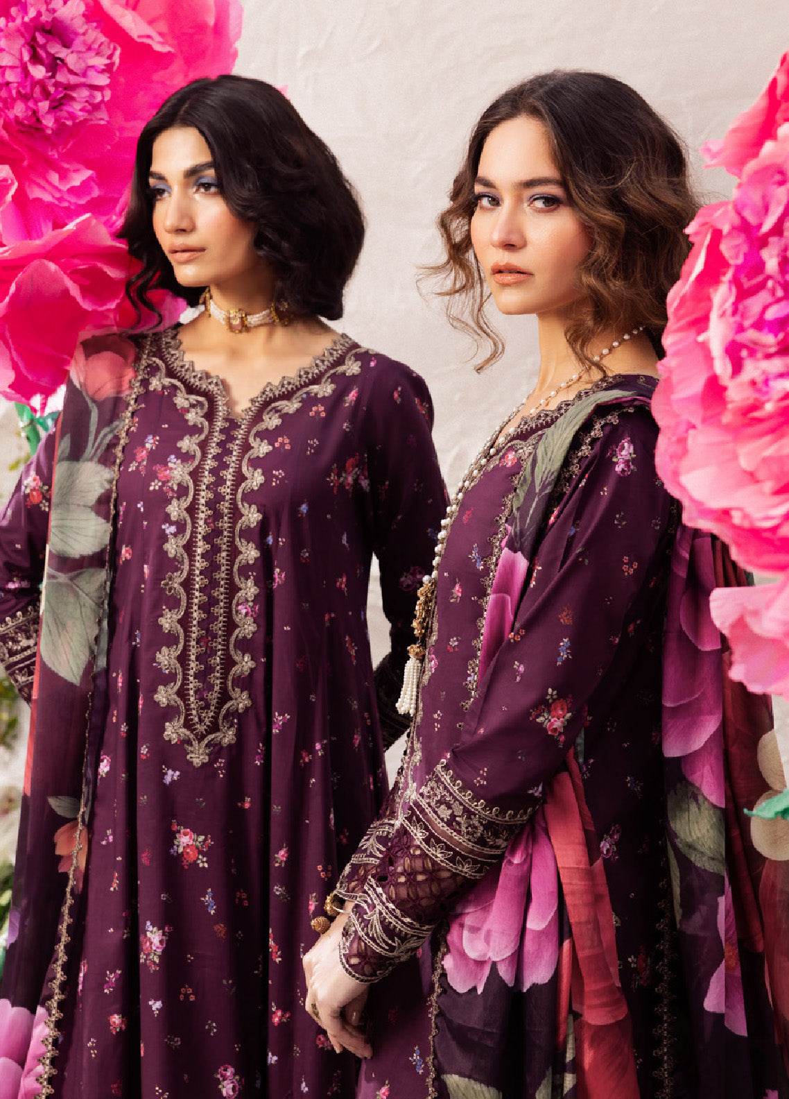 Dahlia By Iznik Embroidered Luxury Lawn 3 Piece Unstitched Suit IZ24DLL 06 TRANQUIL Dahlia By Iznik Embroidered Luxury Lawn 3 Piece Unstitched Suit IZ24DLL 06 TRANQUIL