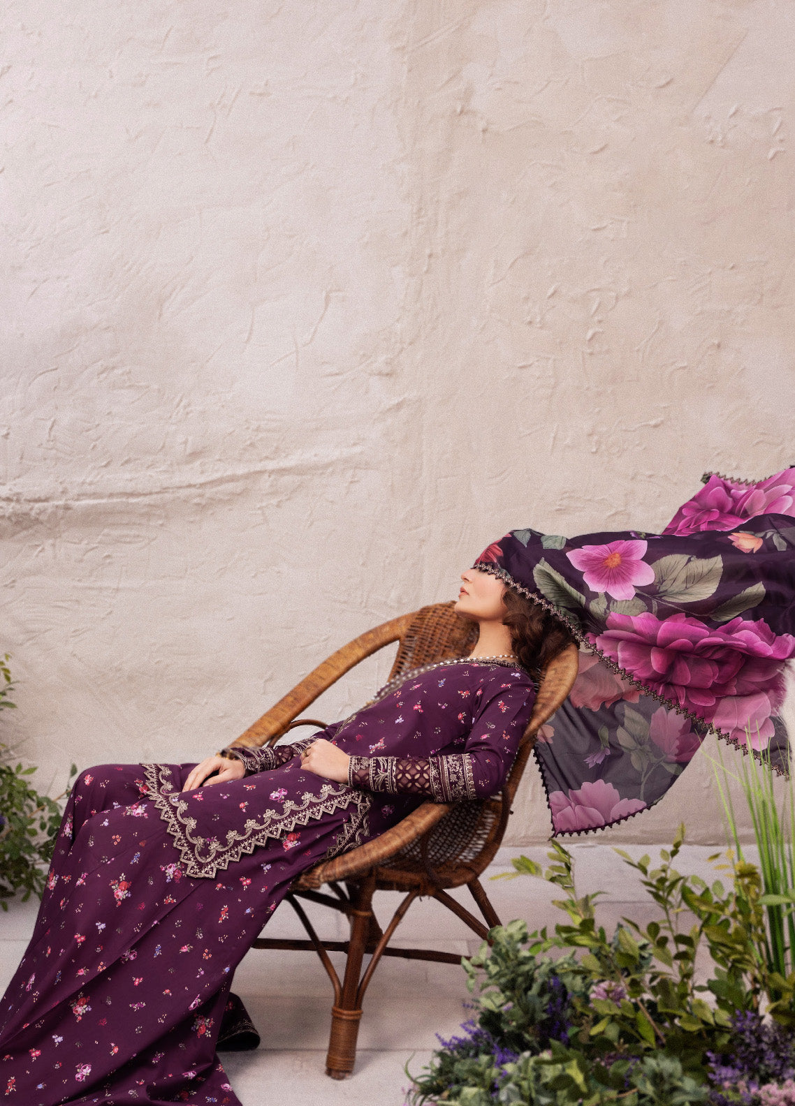 Dahlia By Iznik Embroidered Luxury Lawn 3 Piece Unstitched Suit IZ24DLL 06 TRANQUIL Dahlia By Iznik Embroidered Luxury Lawn 3 Piece Unstitched Suit IZ24DLL 06 TRANQUIL