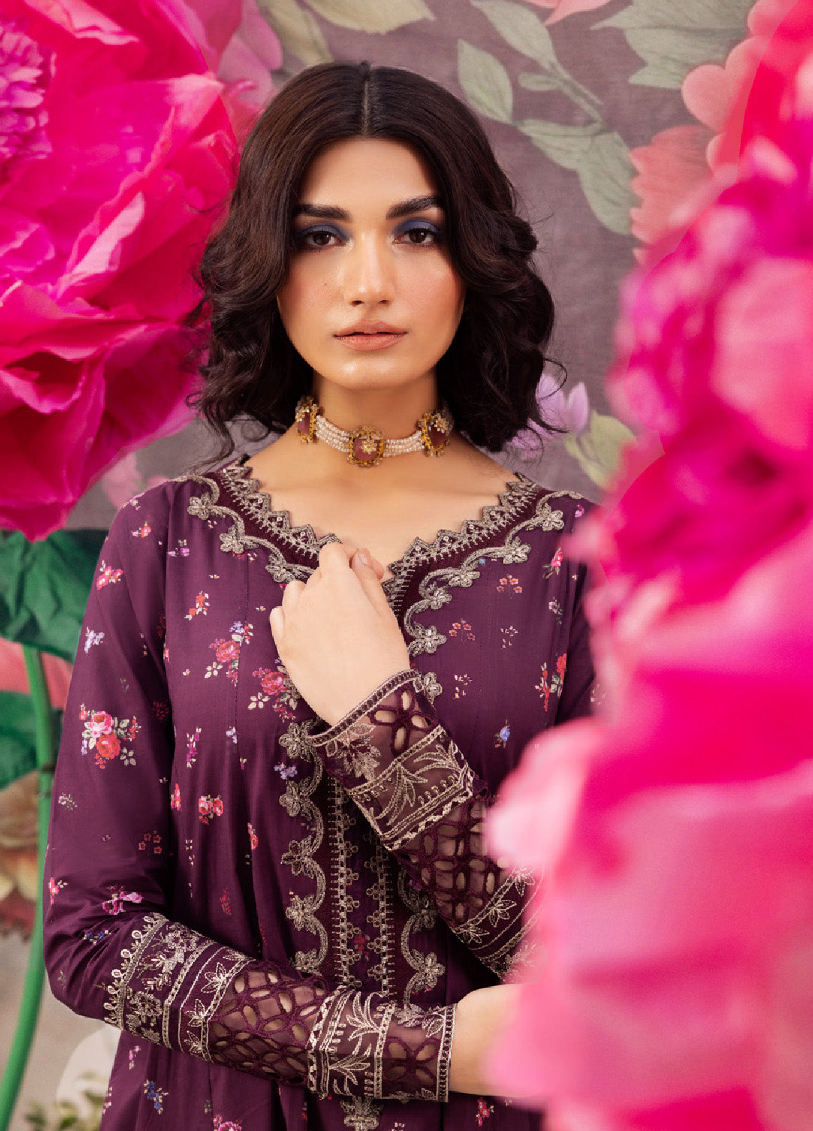Dahlia By Iznik Embroidered Luxury Lawn 3 Piece Unstitched Suit IZ24DLL 06 TRANQUIL Dahlia By Iznik Embroidered Luxury Lawn 3 Piece Unstitched Suit IZ24DLL 06 TRANQUIL