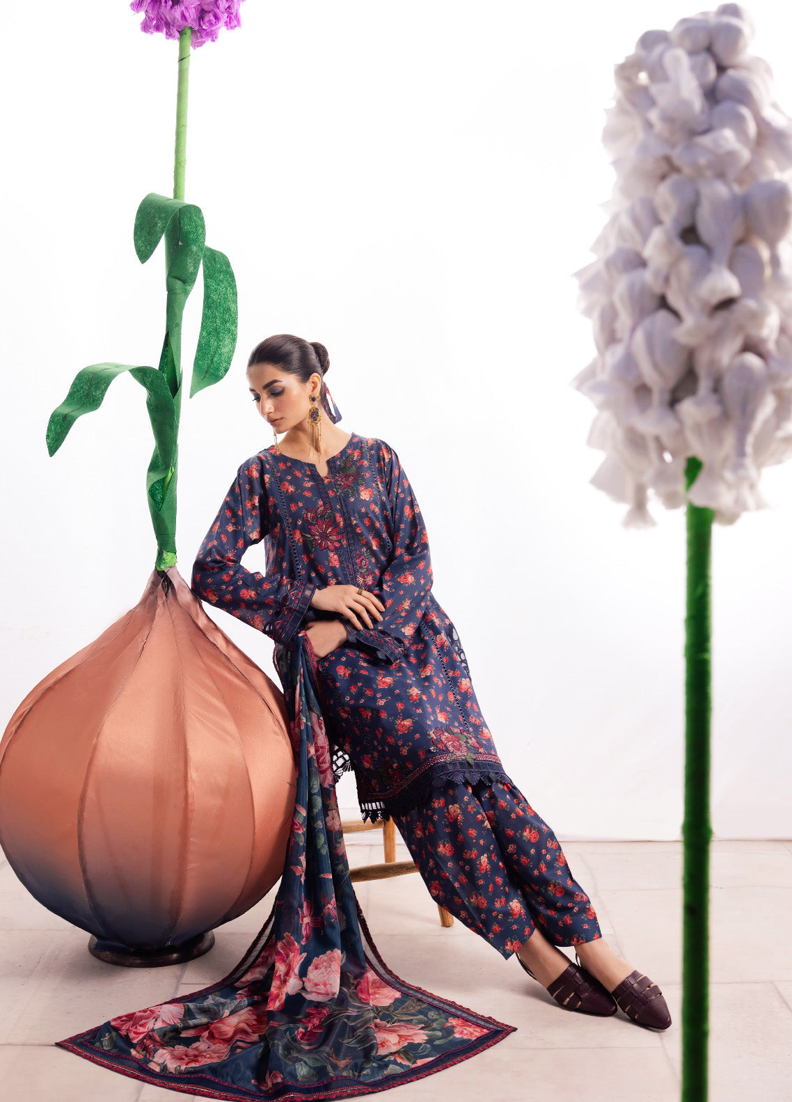 Dahlia By Iznik Embroidered Luxury Lawn 3 Piece Unstitched Suit IZ24DLL 07 MEADOW Dahlia By Iznik Embroidered Luxury Lawn 3 Piece Unstitched Suit IZ24DLL 07 MEADOW