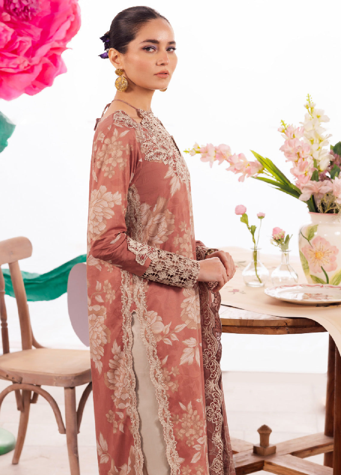 Dahlia By Iznik Embroidered Luxury Lawn 3 Piece Unstitched Suit IZ24DLL 12 SAFFRON Dahlia By Iznik Embroidered Luxury Lawn 3 Piece Unstitched Suit IZ24DLL 12 SAFFRON