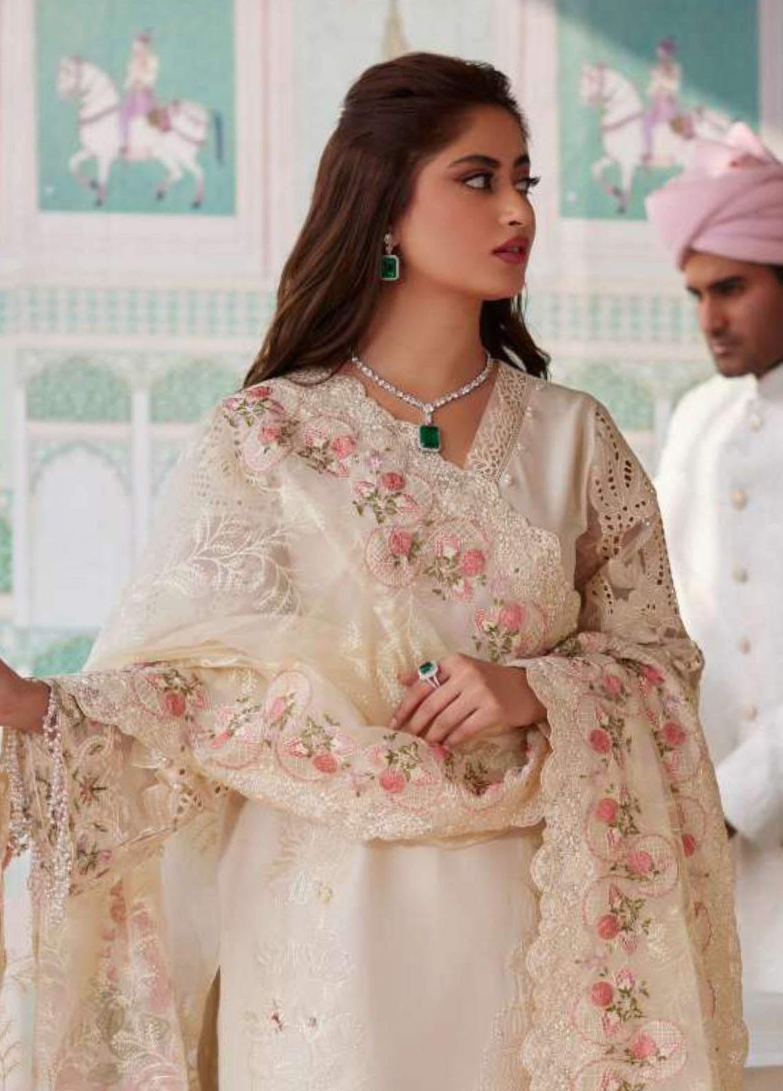 Elaf Premium Eid Edit Embroidered Lawn 3 Piece Unstitched Suit EF24PEE D-01A MOTIA Elaf Premium Eid Edit Embroidered Lawn 3 Piece Unstitched Suit EF24PEE D-01A MOTIA