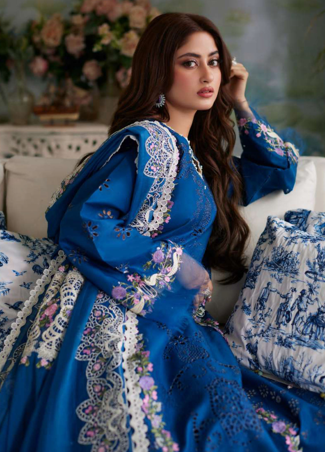 Elaf Premium Eid Edit Embroidered Lawn 3 Piece Unstitched Suit EF24PEE D-04 ALMAS Elaf Premium Eid Edit Embroidered Lawn 3 Piece Unstitched Suit EF24PEE D-04 ALMAS