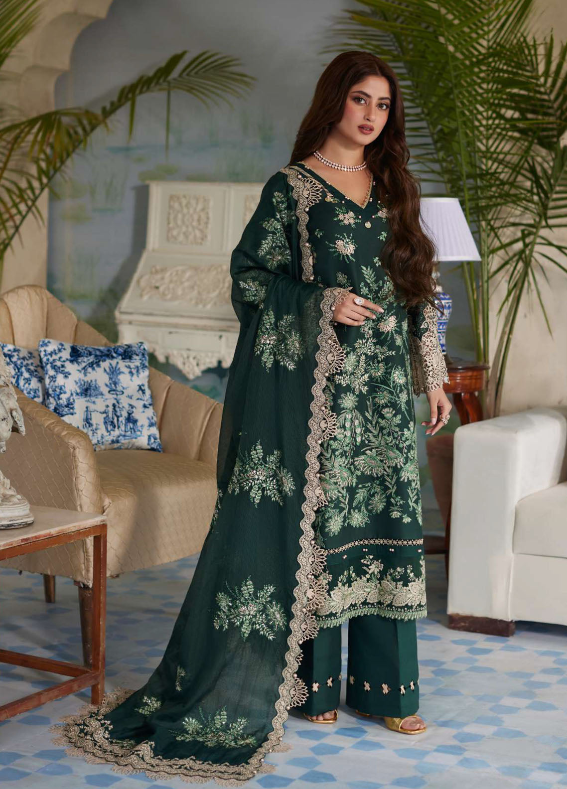 Elaf Premium Eid Edit Embroidered Lawn 3 Piece Unstitched Suit EF24PEE D-07 ZARIA Elaf Premium Eid Edit Embroidered Lawn 3 Piece Unstitched Suit EF24PEE D-07 ZARIA