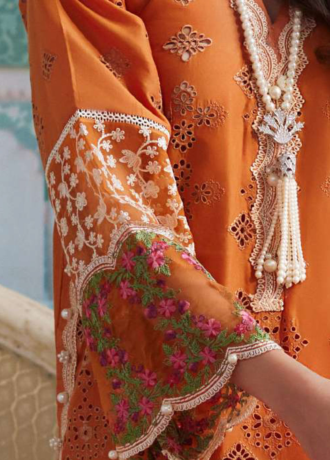 Elaf Premium Eid Edit Embroidered Lawn 3 Piece Unstitched Suit EF24PEE D-09 ELNAZ Elaf Premium Eid Edit Embroidered Lawn 3 Piece Unstitched Suit EF24PEE D-09 ELNAZ