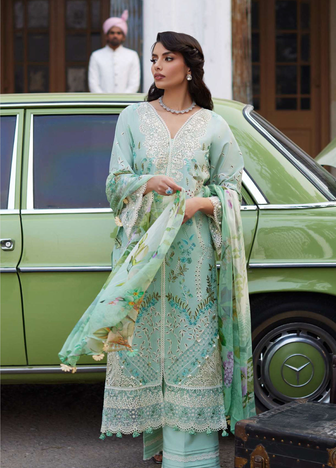 Elaf Premium Eid Edit Embroidered Lawn 3 Piece Unstitched Suit EF24PEE D-11 SIVANA Elaf Premium Eid Edit Embroidered Lawn 3 Piece Unstitched Suit EF24PEE D-11 SIVANA