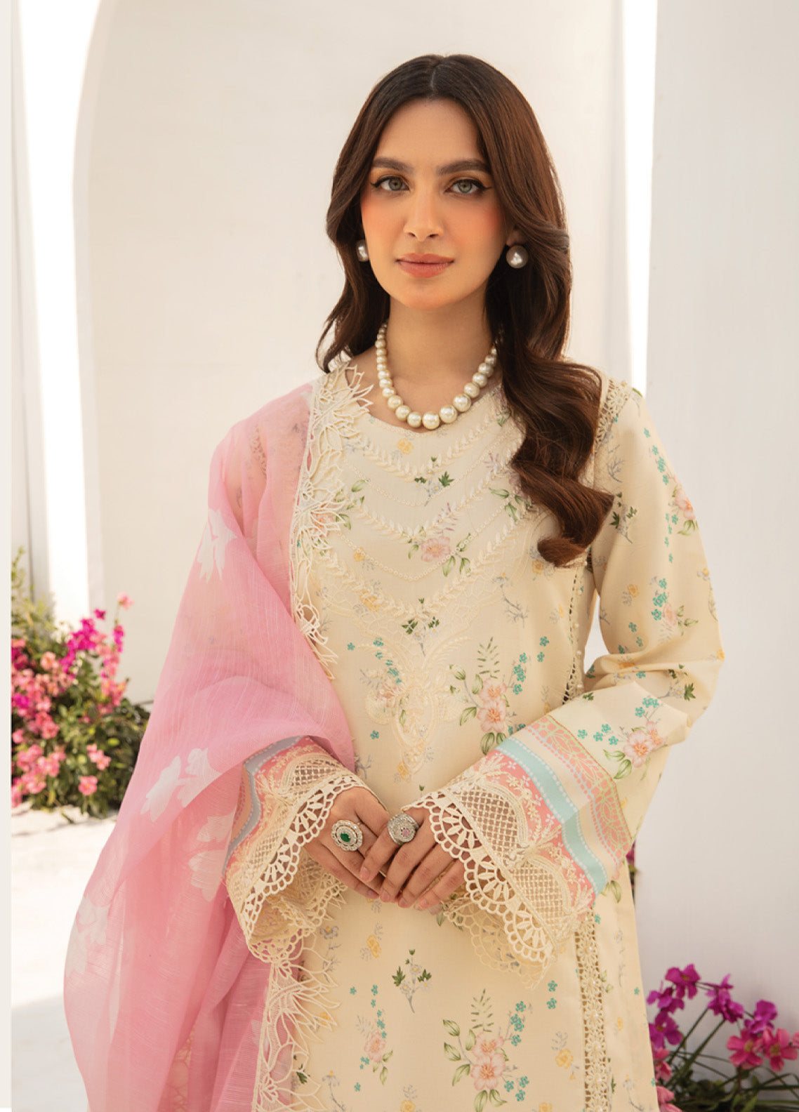 Florance By Rang Rasiya Embroidered Premium Lawn 3 Piece Unstitched Suit RR24FEL D01 IVORY Florance By Rang Rasiya Embroidered Premium Lawn 3 Piece Unstitched Suit RR24FEL D01 IVORY