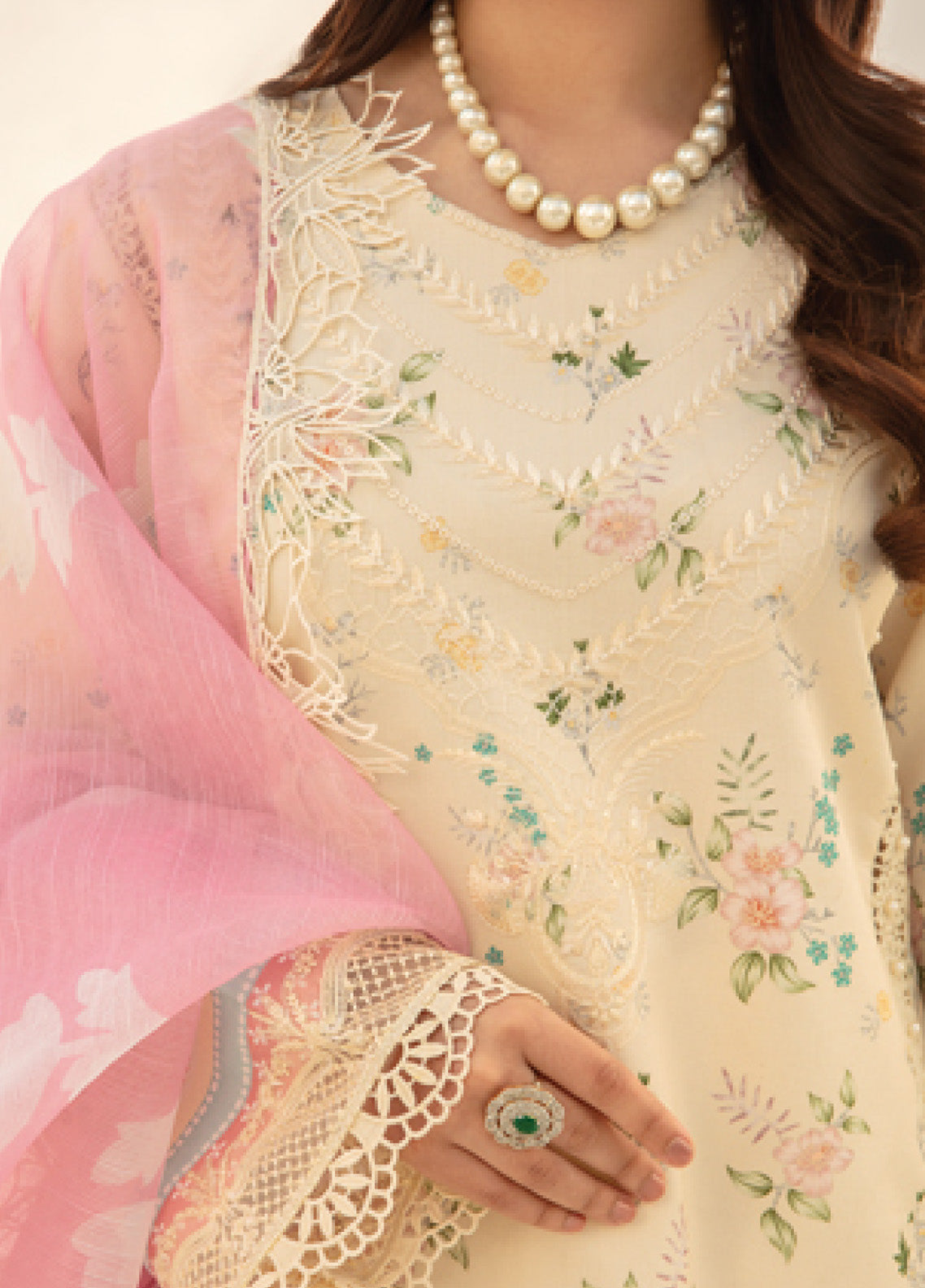 Florance By Rang Rasiya Embroidered Premium Lawn 3 Piece Unstitched Suit RR24FEL D01 IVORY Florance By Rang Rasiya Embroidered Premium Lawn 3 Piece Unstitched Suit RR24FEL D01 IVORY