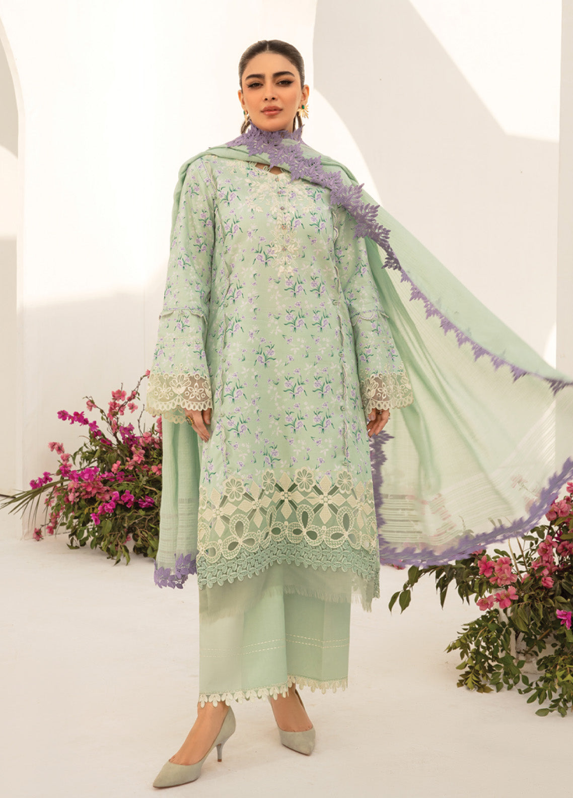Florance By Rang Rasiya Embroidered Premium Lawn 3 Piece Unstitched Suit RR24FEL D04 DAHLIA Florance By Rang Rasiya Embroidered Premium Lawn 3 Piece Unstitched Suit RR24FEL D04 DAHLIA