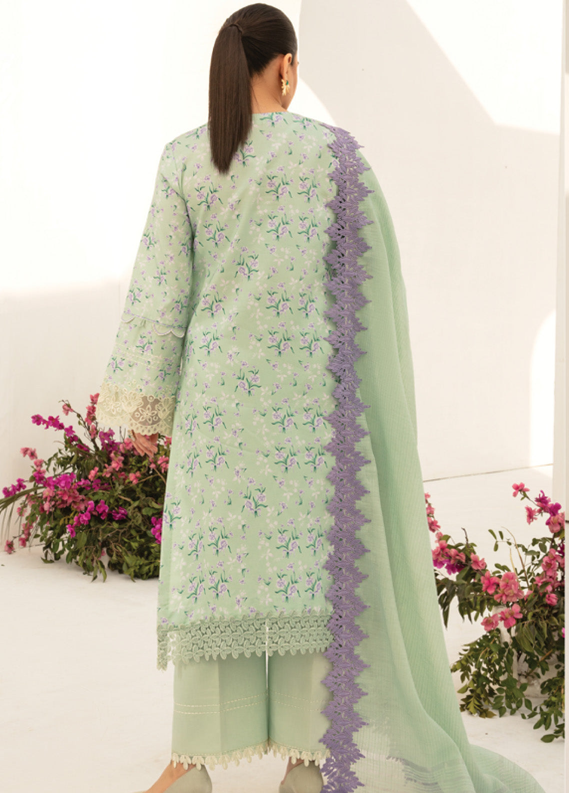 Florance By Rang Rasiya Embroidered Premium Lawn 3 Piece Unstitched Suit RR24FEL D04 DAHLIA Florance By Rang Rasiya Embroidered Premium Lawn 3 Piece Unstitched Suit RR24FEL D04 DAHLIA