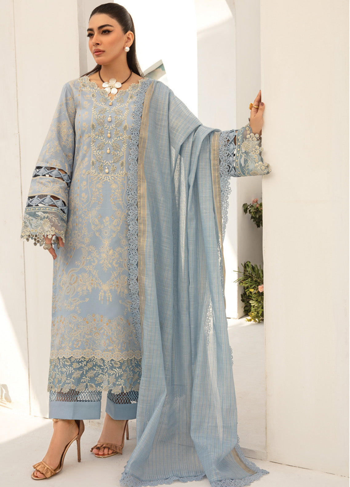 Florance By Rang Rasiya Embroidered Premium Lawn 3 Piece Unstitched Suit RR24FEL D09 MELLOW Florance By Rang Rasiya Embroidered Premium Lawn 3 Piece Unstitched Suit RR24FEL D09 MELLOW