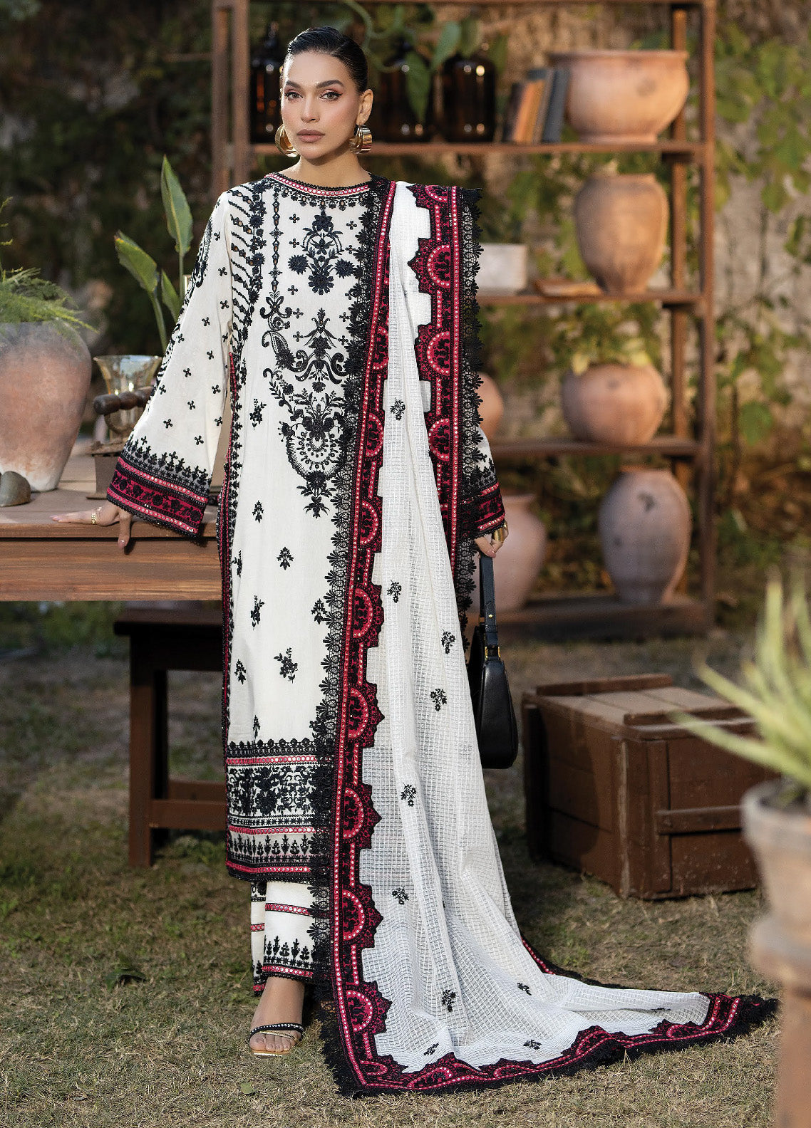 Gulposh By Serene Luxury Embroidered Lawn 3 Piece Unstitched Suit S24GLL-45-KARIMA Gulposh By Serene Luxury Embroidered Lawn 3 Piece Unstitched Suit S24GLL-45-KARIMA