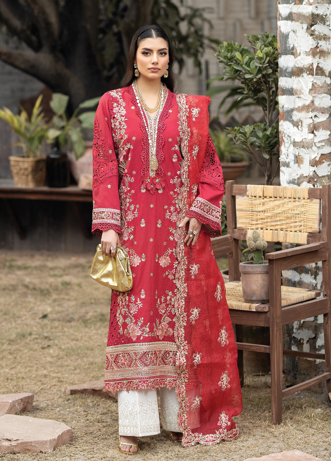 Gulposh By Serene Luxury Embroidered Lawn 3 Piece Unstitched Suit S24GLL-46-AMAL Gulposh By Serene Luxury Embroidered Lawn 3 Piece Unstitched Suit S24GLL-46-AMAL