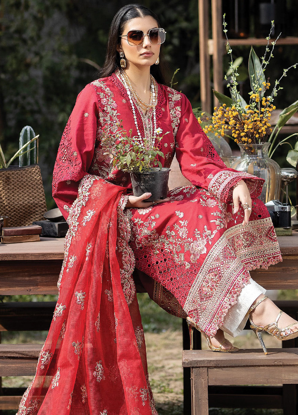 Gulposh By Serene Luxury Embroidered Lawn 3 Piece Unstitched Suit S24GLL-46-AMAL Gulposh By Serene Luxury Embroidered Lawn 3 Piece Unstitched Suit S24GLL-46-AMAL