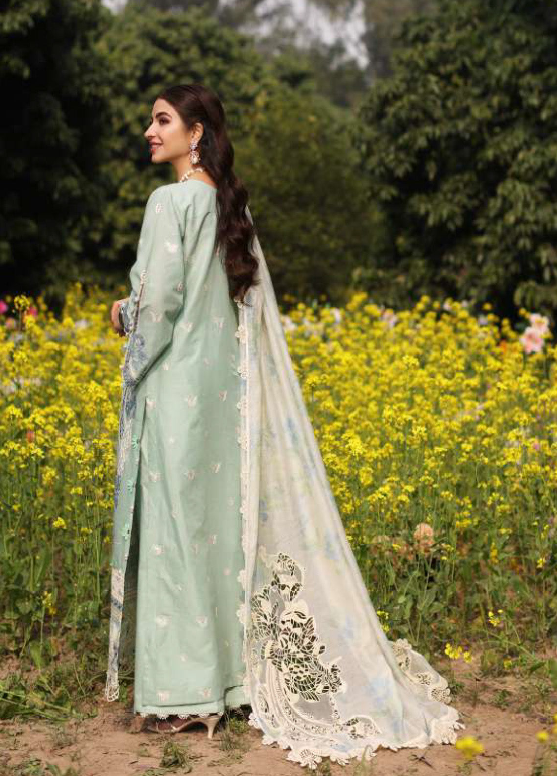 Kahf Festive Luxury Embroidered Lawn 3 Piece Unstitched Suit K24FLL-01 TABIR Kahf Festive Luxury Embroidered Lawn 3 Piece Unstitched Suit K24FLL-01 TABIR