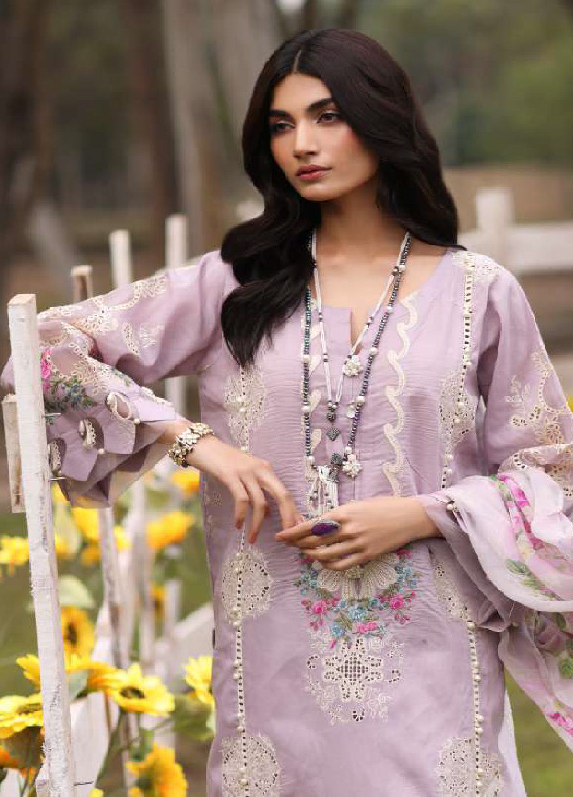 Kahf Festive Luxury Embroidered Lawn 3 Piece Unstitched Suit K24FLL-08B ELAYA Kahf Festive Luxury Embroidered Lawn 3 Piece Unstitched Suit K24FLL-08B ELAYA
